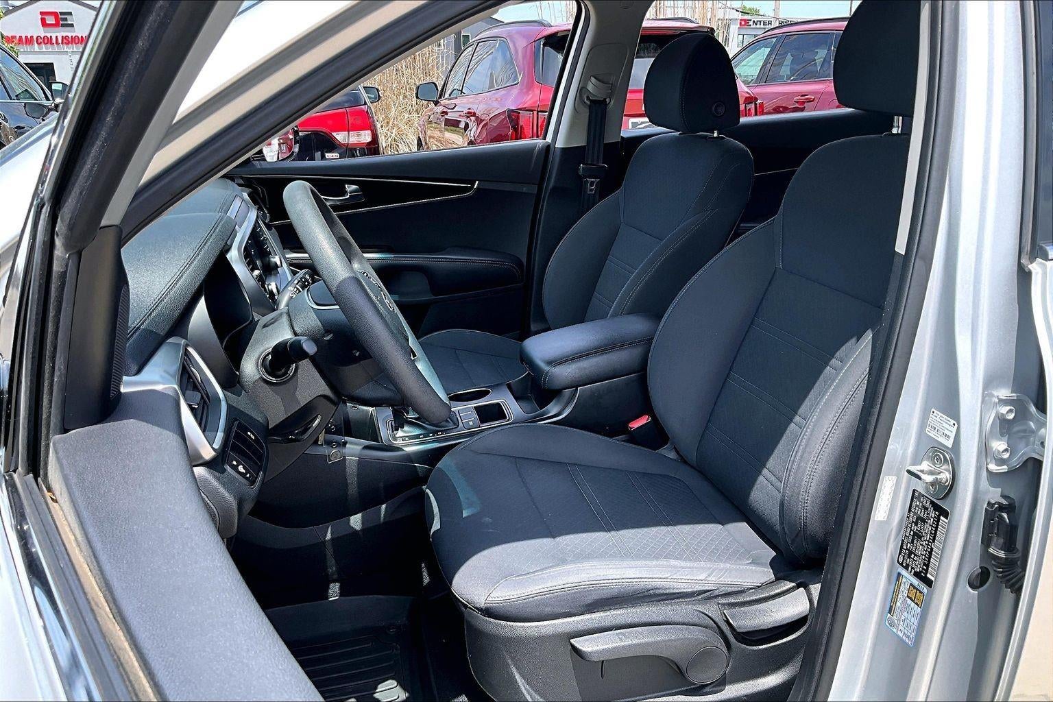 2020 Kia Sorento L