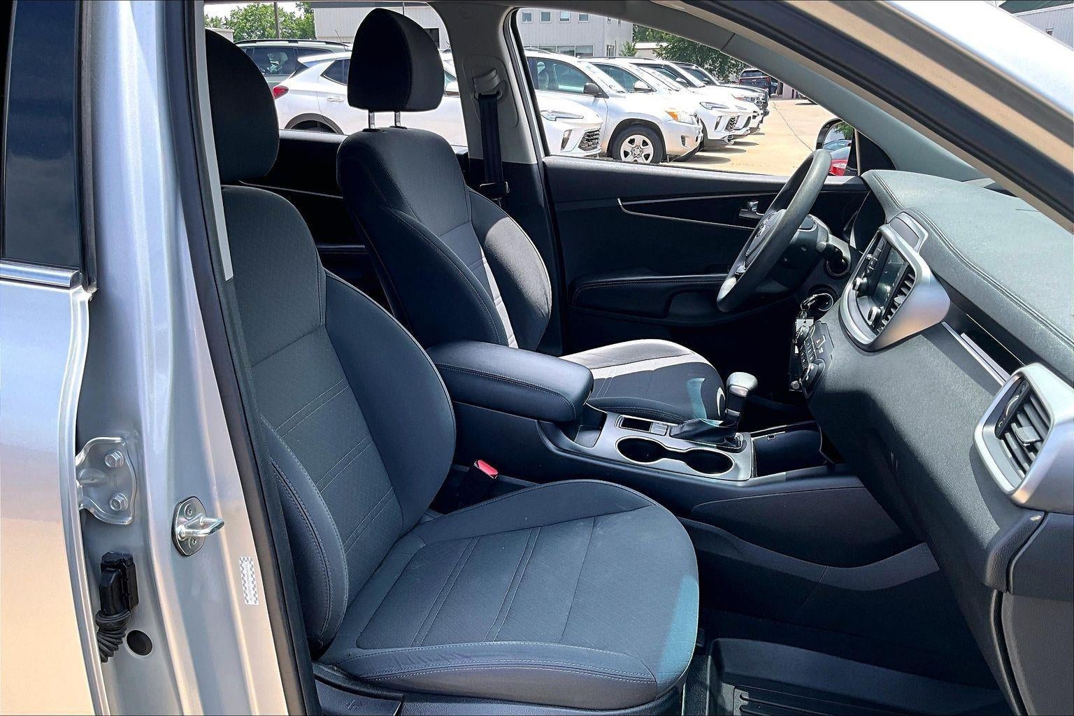 2020 Kia Sorento L