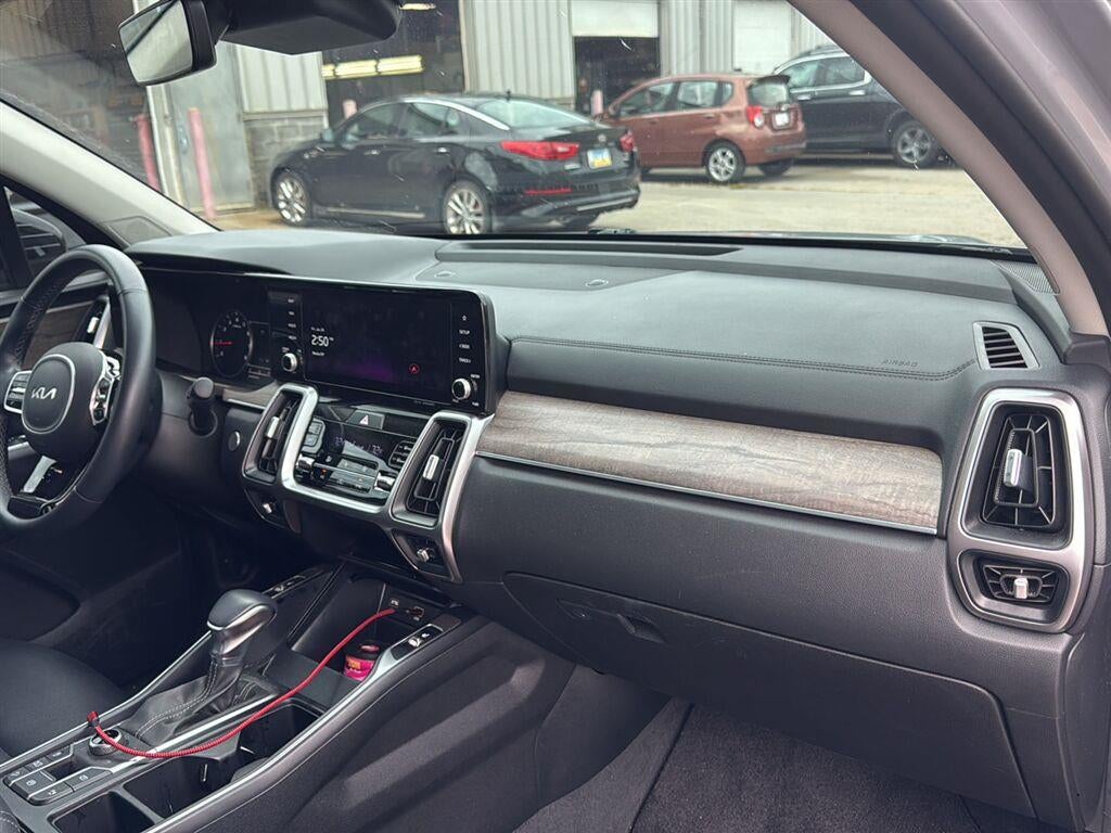 2023 Kia Sorento X-Line EX