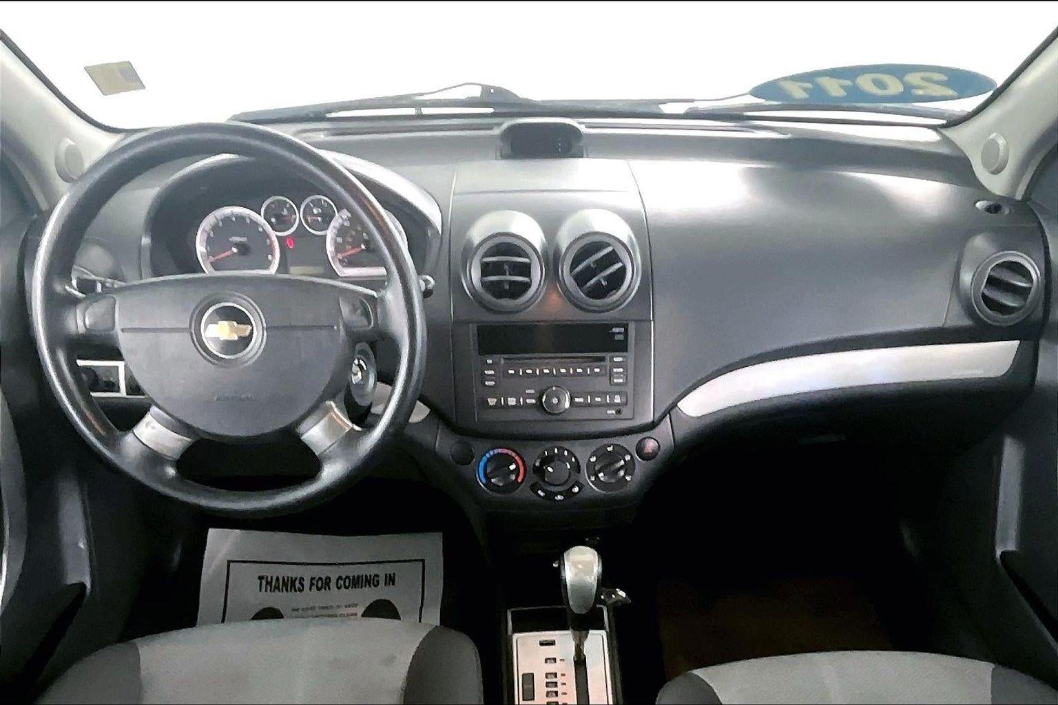 2011 Chevrolet Aveo LT w/1LT