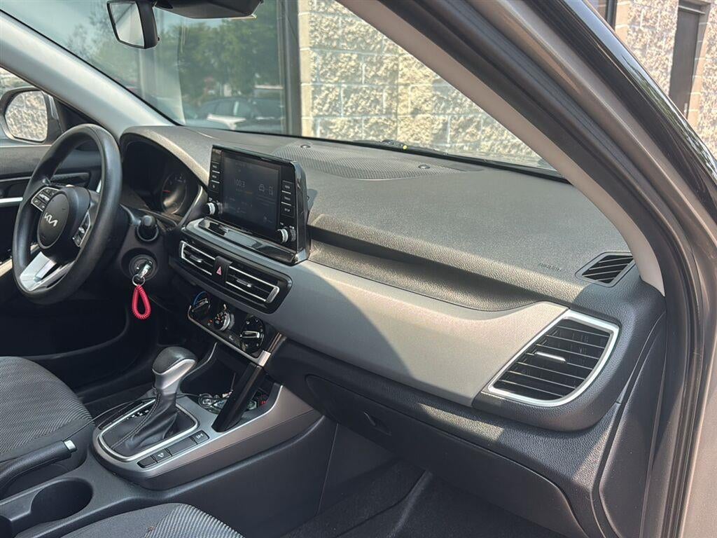2023 Kia SELTOS LX