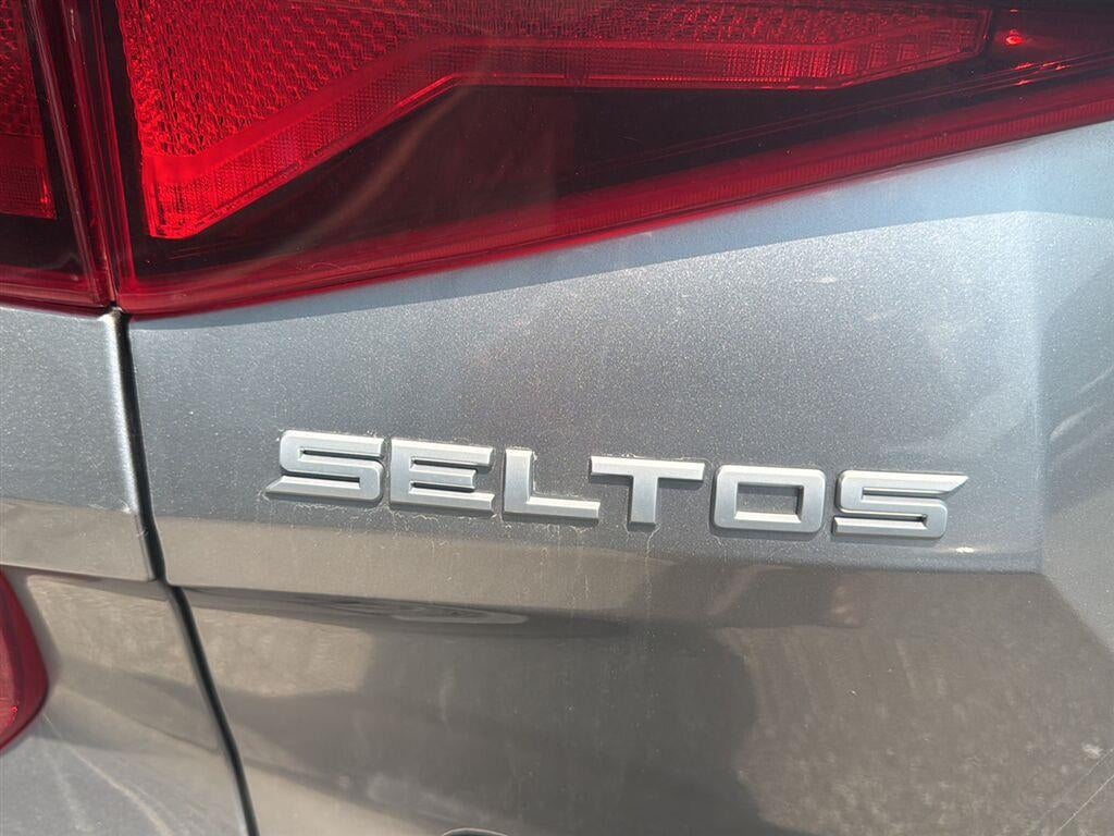 2023 Kia SELTOS LX