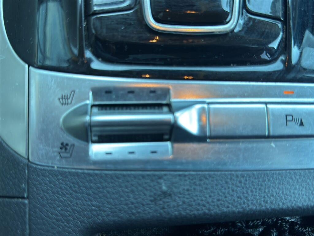 2024 Kia Carnival SX