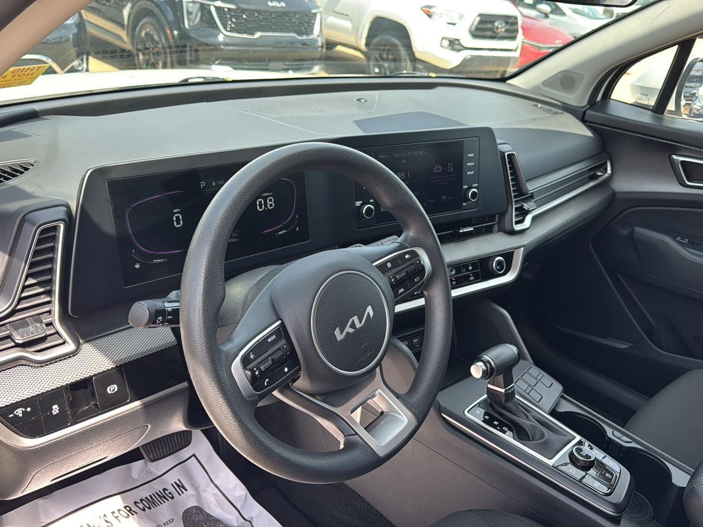 2024 Kia SPORTAGE LX