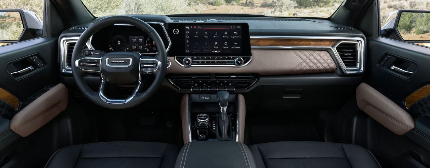 The cabin of a 2024 GMC Canyon Denali.