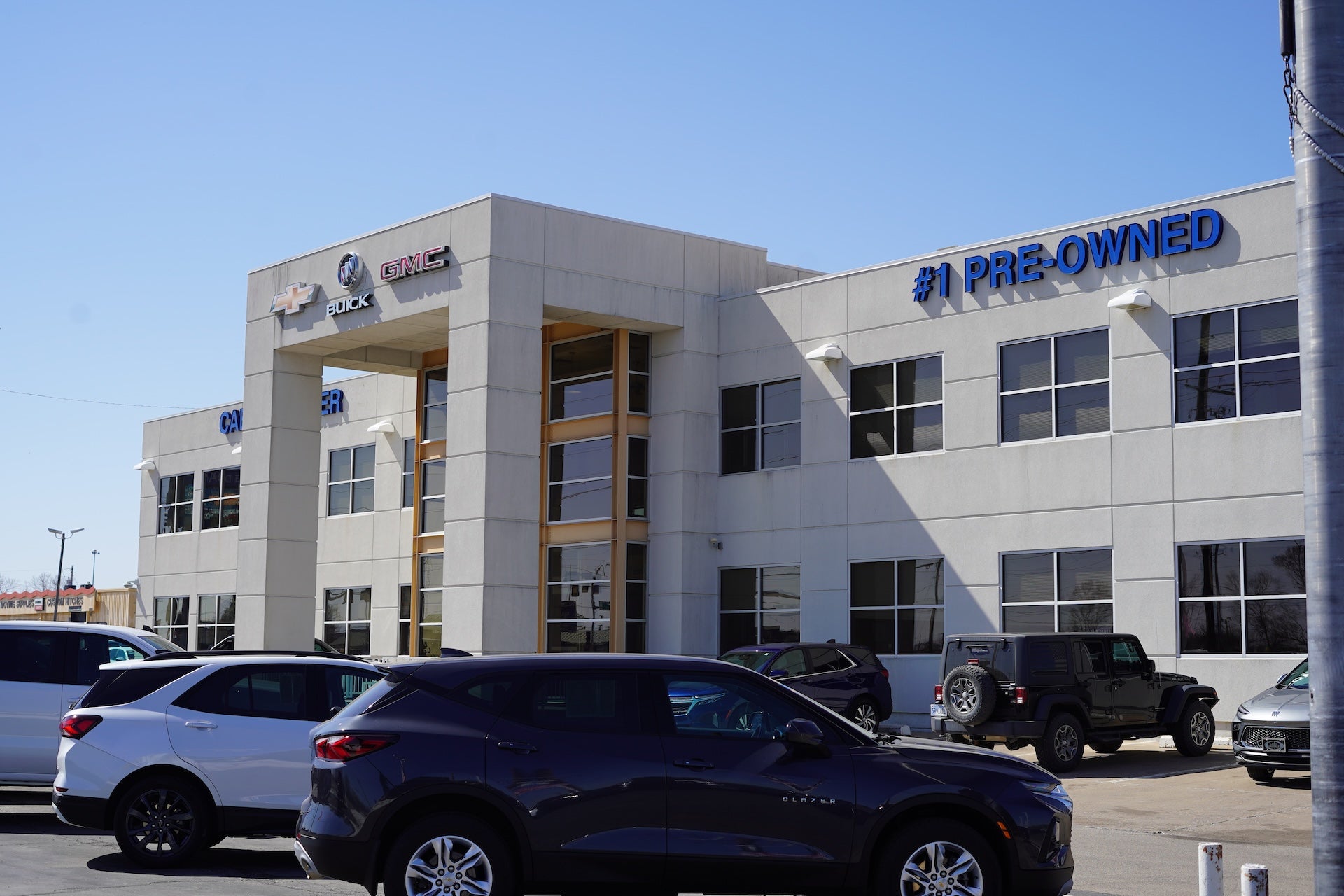 Used Car building at Cable Dahmer of Topeka