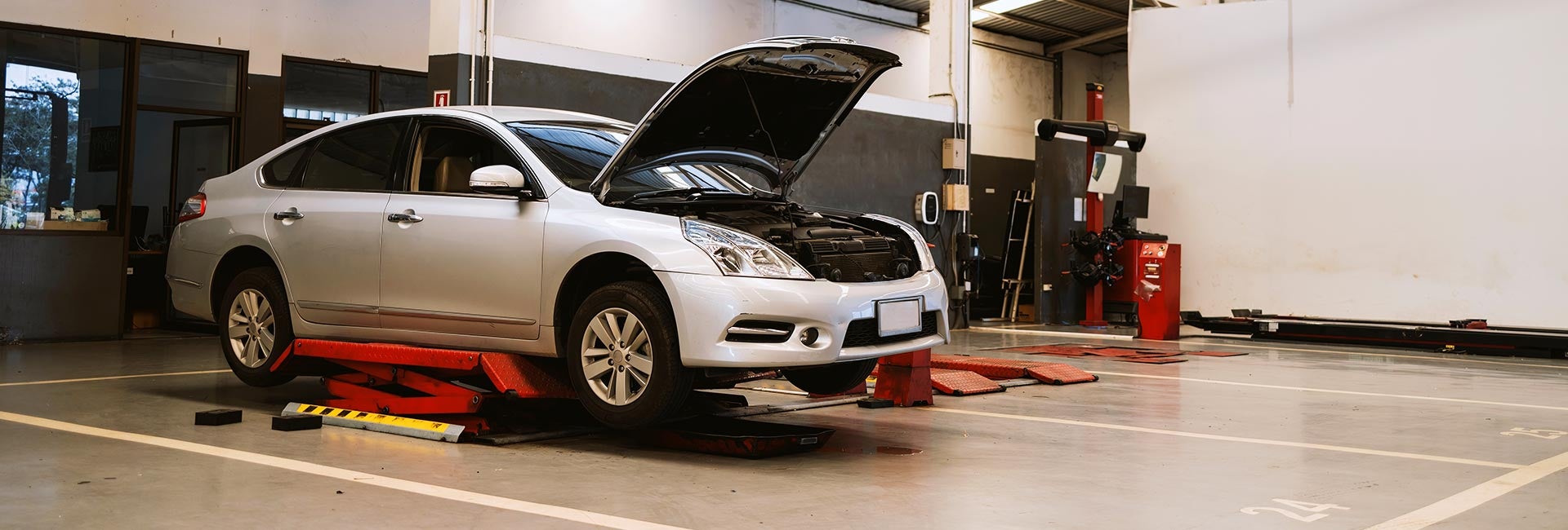 Cable Dahmer Chevrolet of Topeka Collision Center